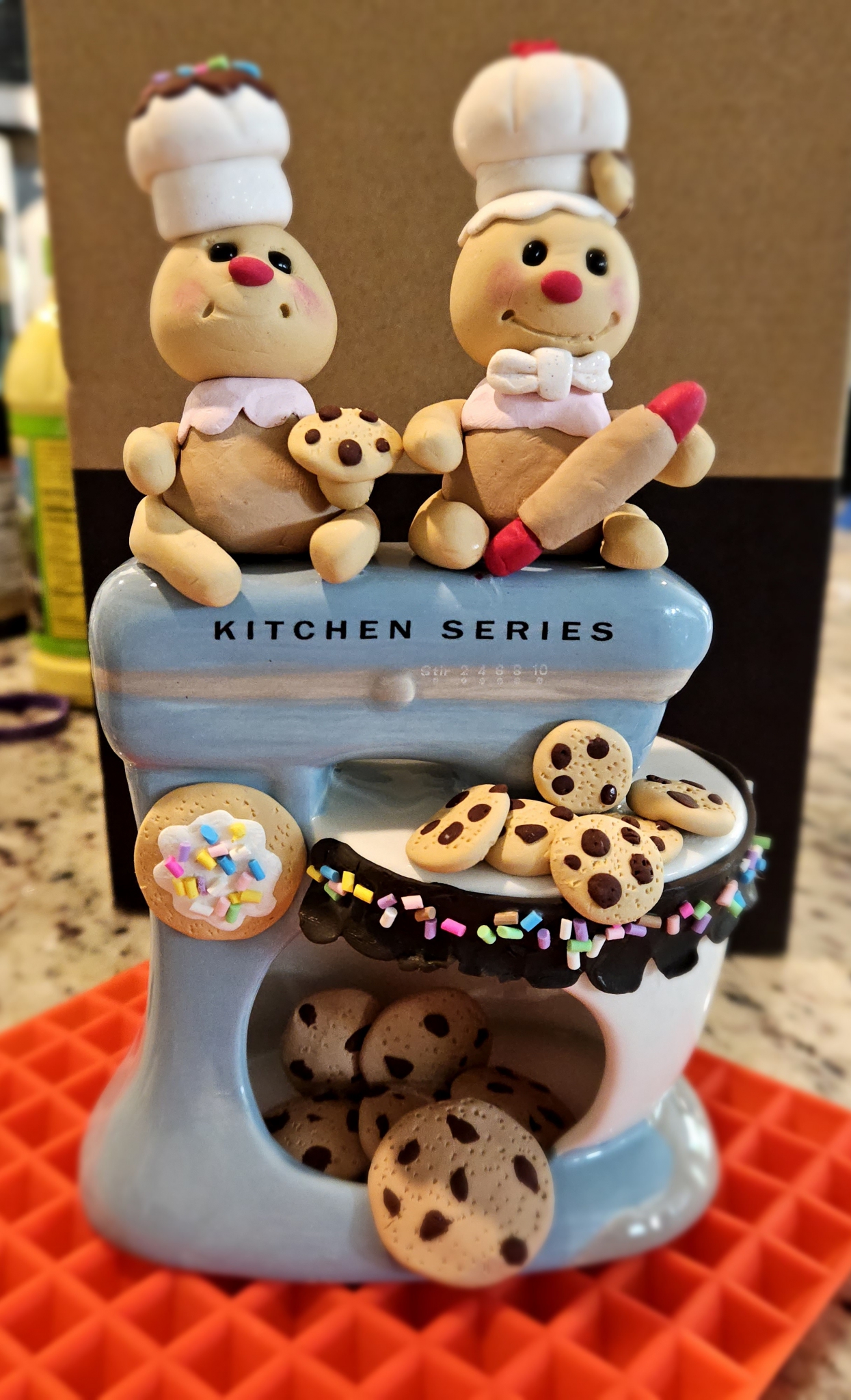 Click here to view Two Gingy Bakers on Mixer by  
